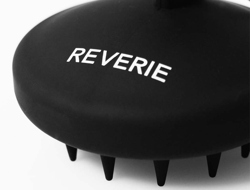 Load image into Gallery viewer, Buff Massaging Scalp Brush - Reverie